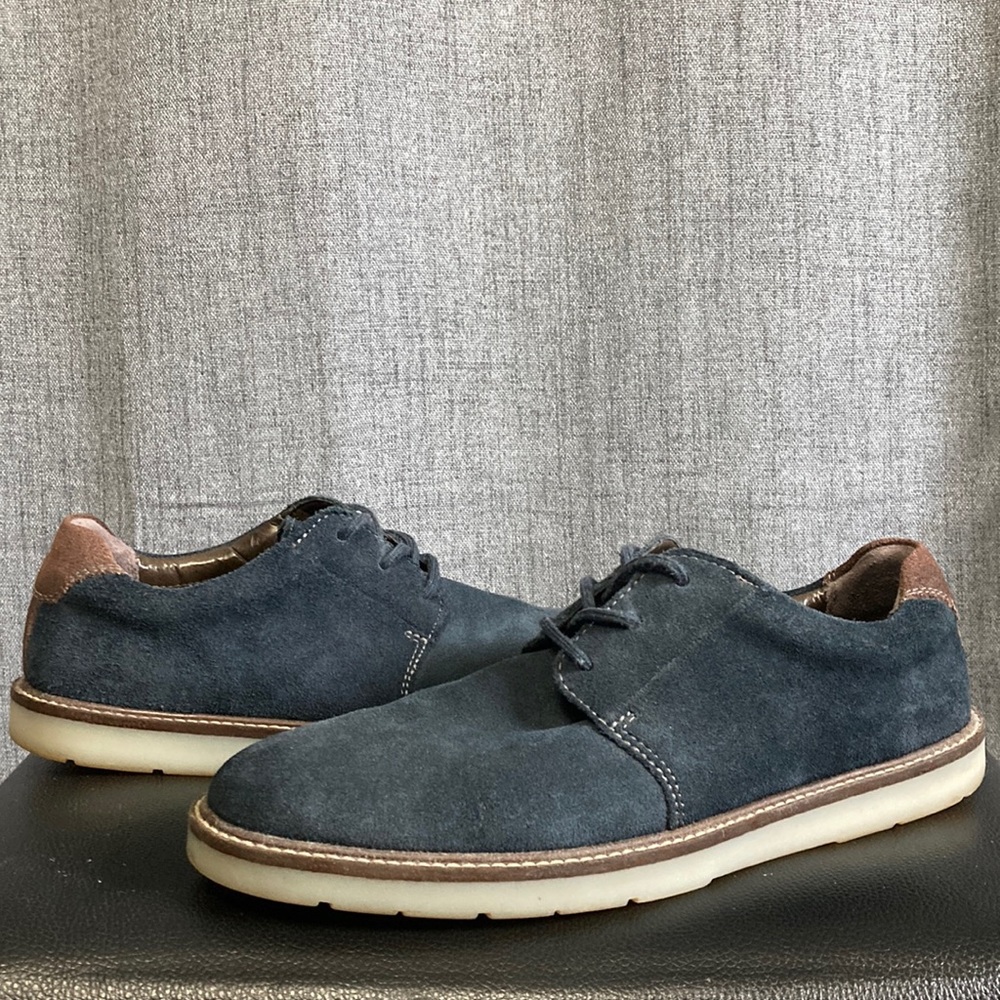 Clark’s Grandin Plain 8 1/2 Navy Suede